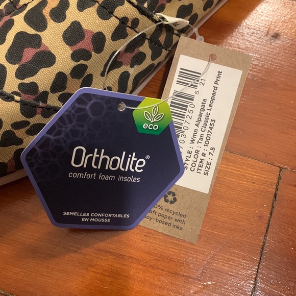 TOMS Classic Leopard Print - Picture 7 of 8